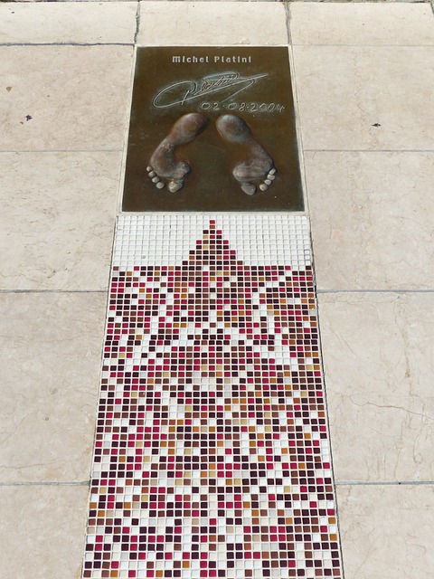 去市场空间 去市场空间